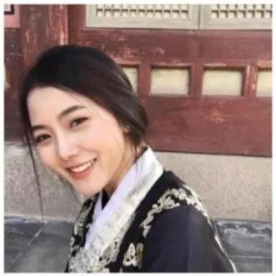 คุณอชิดา วันทรัพย์ ศิษย์เก่าสาขาวิชาสถาปัตยกรรมภายใน มหาวิทยาลัยกรุงเทพ