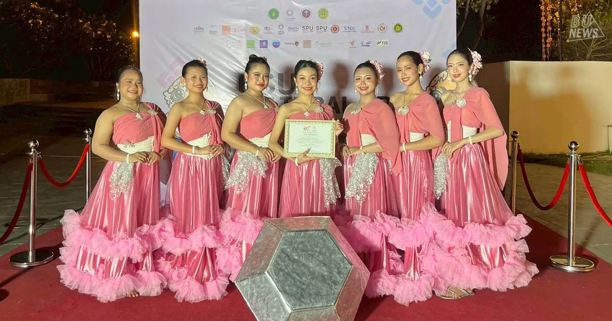 Nataya Phurat Phetchara Club of Bangkok University was honored to participate in the Central Region Higher Education Arts and Culture Network Activity for the Academic Year 2025, held at the RSU Cultural Arts Expo 2026 at Rangsit University, under the theme "Youth Power: Creating Thai Arts and Culture for the Global Stage." The event took place at Lan Payom, Suriyathep Music Pavilion, Rangsit University.