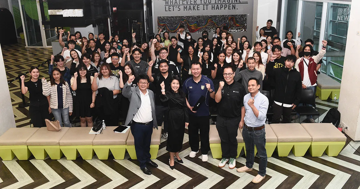 Bangkok University Graduate School, in collaboration with Warrix Sport Public Company Limited, enhances students' capabilities to become digital-era leaders
