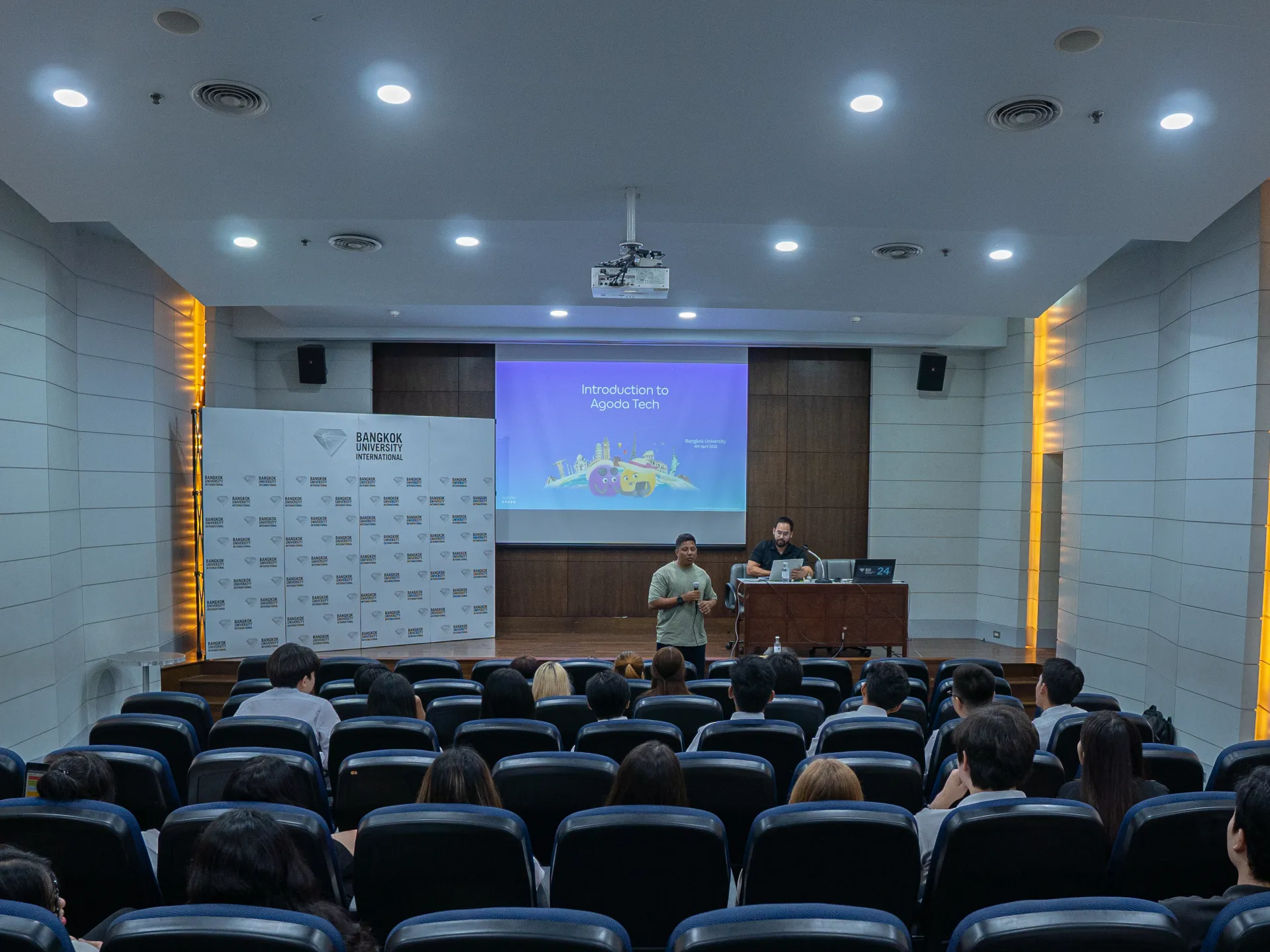 IMK151&nbsp;Essentials of Marketing