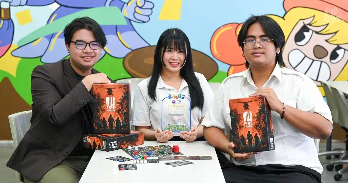 This competition marked another important step forward in educational game design. Congratulations to Team Planet Board Game — members Ms. Sutthida Choosomphop ("Prao"), Mr. Nawapol Buason ("Beam"), and Mr. Thanakrit Aunjaidee ("Ohm"), students from the Department of Art and Design, school of Fine and Applied Arts — who won 1st place in the creative board game design contest "Explore the World of Smart Agricultural Innovation and Cutting-Edge Disaster Response," organized by the National Science Museum (NSM).