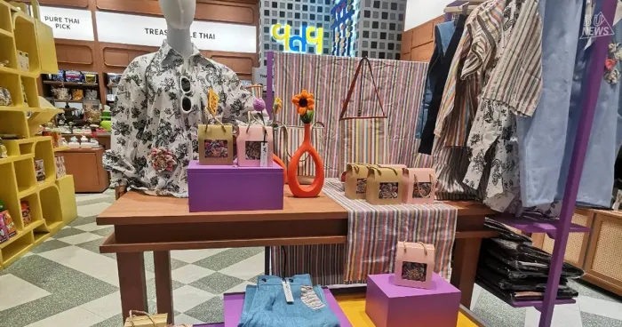 BU X SARAPAD THAI @ONE BANGKOK: Cultivating Fashion Designers with Community Hearts, Creating Thai Khao Ma Fabric into Contemporary Fashion