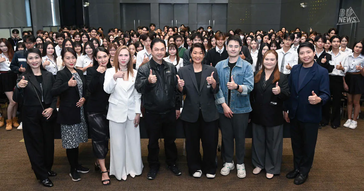 ภาควิชาการจัดการธุรกิจสายการบิน (BU AIR) คณะมนุษยศาสตร์และการจัดการการท่องเที่ยว จัดกิจกรรม “The Sustainable Climb: Crafting Aviation's Future with POLC (การประยุกต์ POLC สู่ความสำเร็จการจัดการการบินแบบยั่งยืน)” ในรายวิชา Airline Business Management and Organizations เพื่อเสริมทักษะการคิดเชิงกลยุทธ์และความเข้าใจด้านการบริหารองค์กรการบินบนฐานแนวคิดความยั่งยืน โดยใช้ POLC Framework ซึ่งเป็นเครื่องมือสำคัญในการกำกับทิศทางองค์กรระดับสากล และสอดคล้องกับเป้าหมายการพัฒนาที่ยั่งยืนที่เน้นความรับผิดชอบต่อผู้โดยสาร องค์กร และสังคม