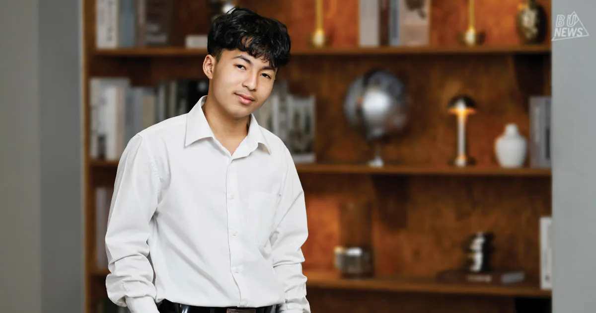 Congratulations to Tonkhun Ratchaphruek Phuengsomsak, a first-year student in the Financial and Investment Planning program at the School of Business Administration, who won first place in the Thairath Money Creator Audition 2025 at the Thairath Money Campus Tour 2025. He received a cash prize of 10,000 baht and a scholarship for the CFP® Module 1 professional financial planner training course, and will represent the university in the national competition.