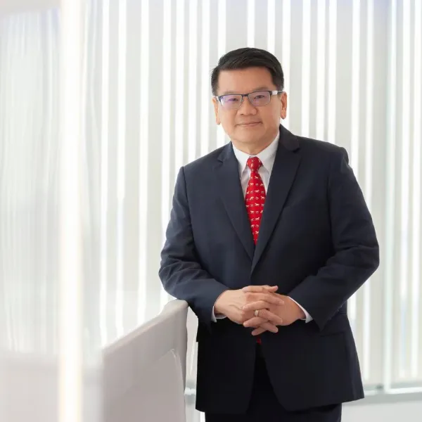 คุณเจริญ ผู้สัมฤทธิ์เลิศ