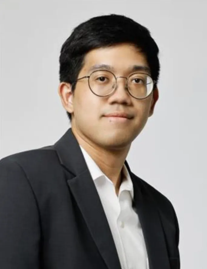 A.Dr.Chatarin Subying